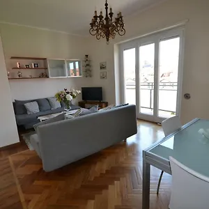  Appartement Magenta Italie